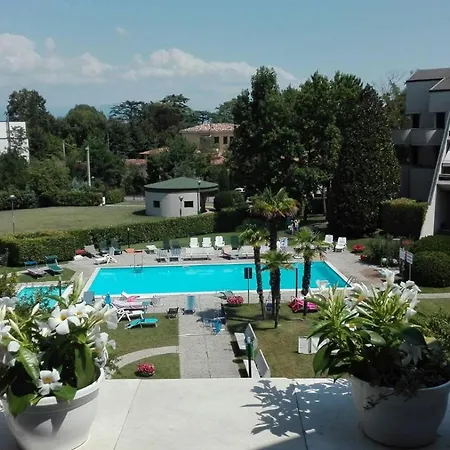 Giovanna Desenzano del Garda